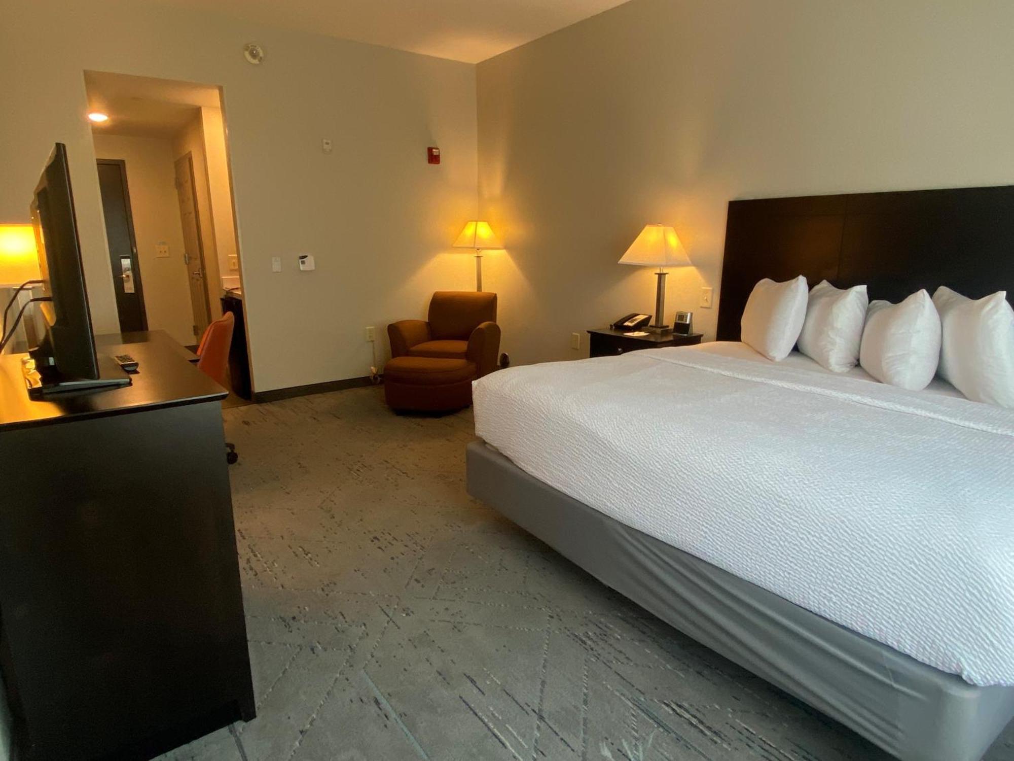 Wingate By Wyndham State Arena Raleigh/Cary Hotel Dış mekan fotoğraf