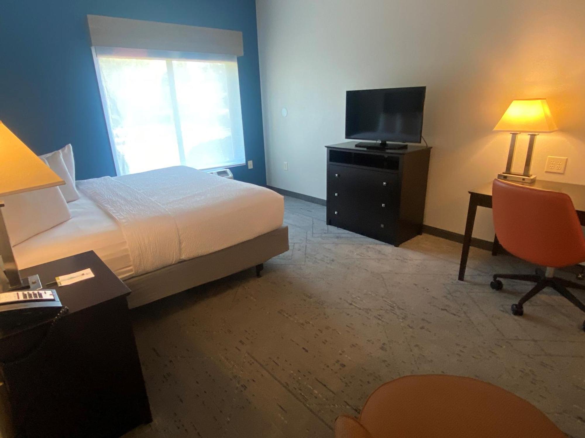 Wingate By Wyndham State Arena Raleigh/Cary Hotel Dış mekan fotoğraf