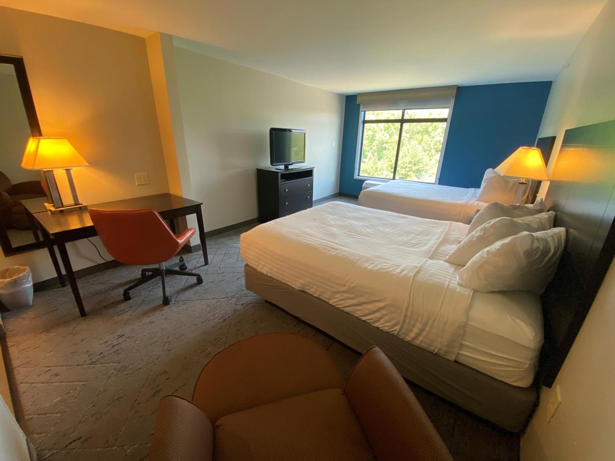 Wingate By Wyndham State Arena Raleigh/Cary Hotel Dış mekan fotoğraf