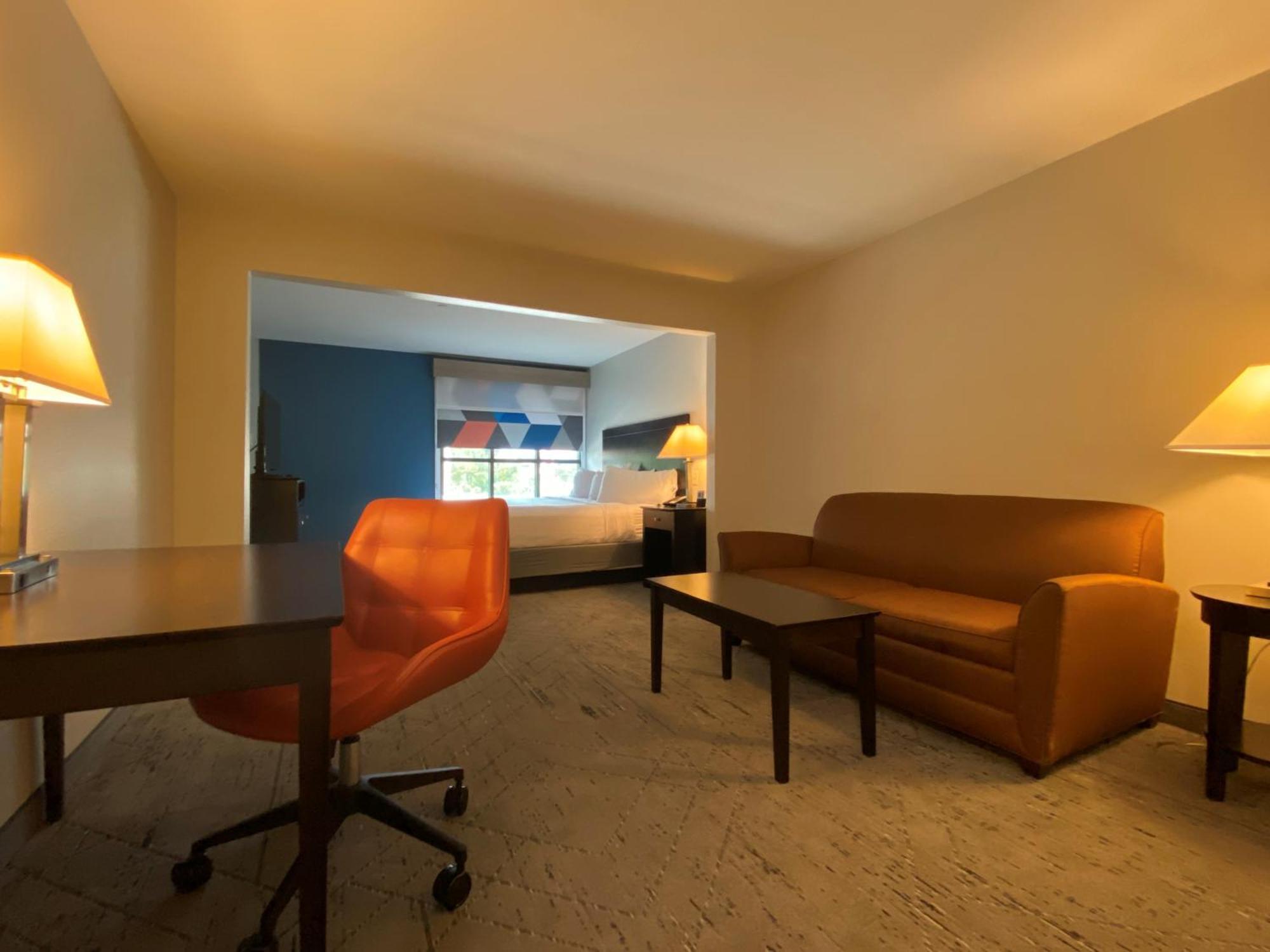 Wingate By Wyndham State Arena Raleigh/Cary Hotel Dış mekan fotoğraf