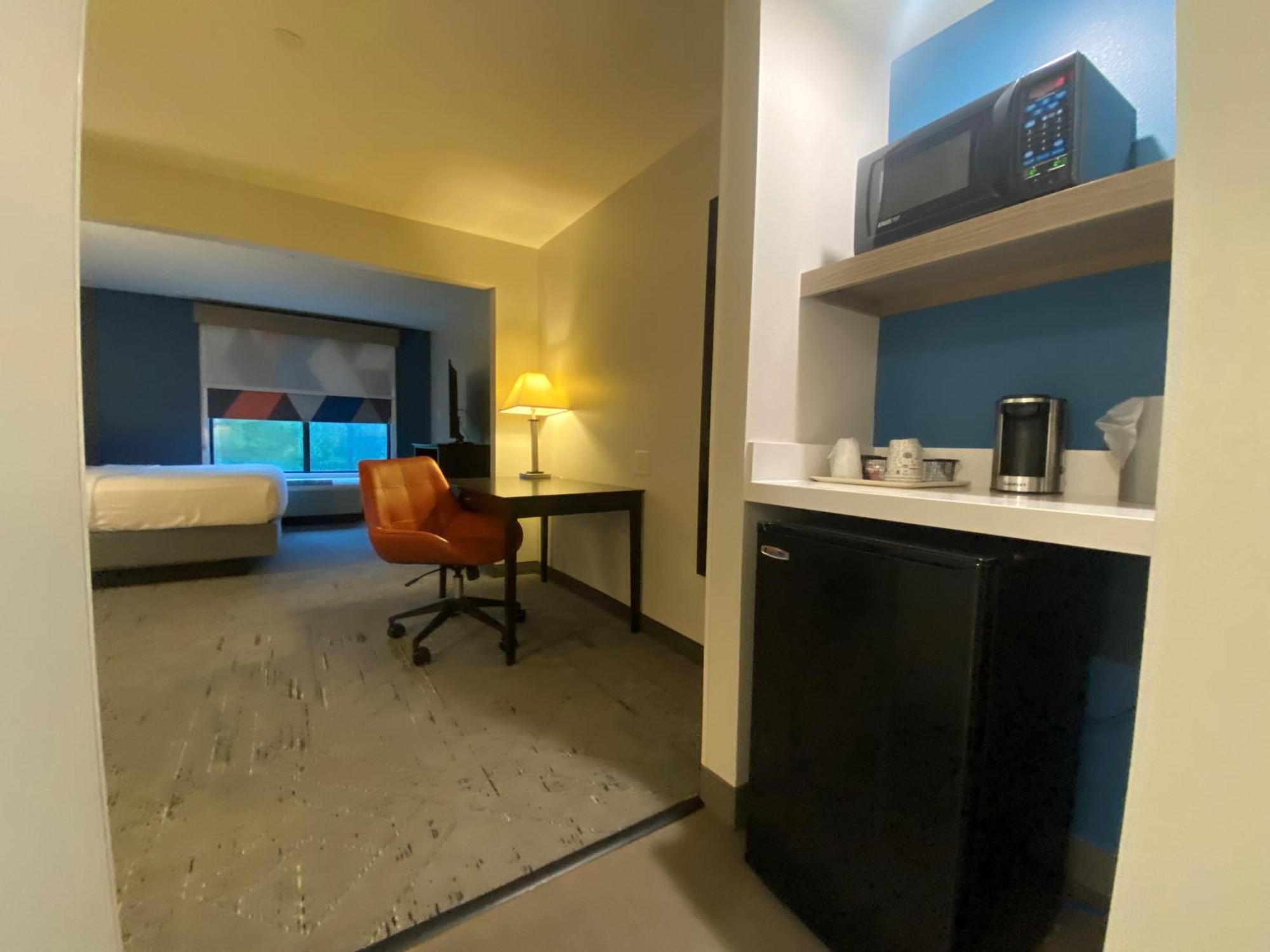 Wingate By Wyndham State Arena Raleigh/Cary Hotel Dış mekan fotoğraf
