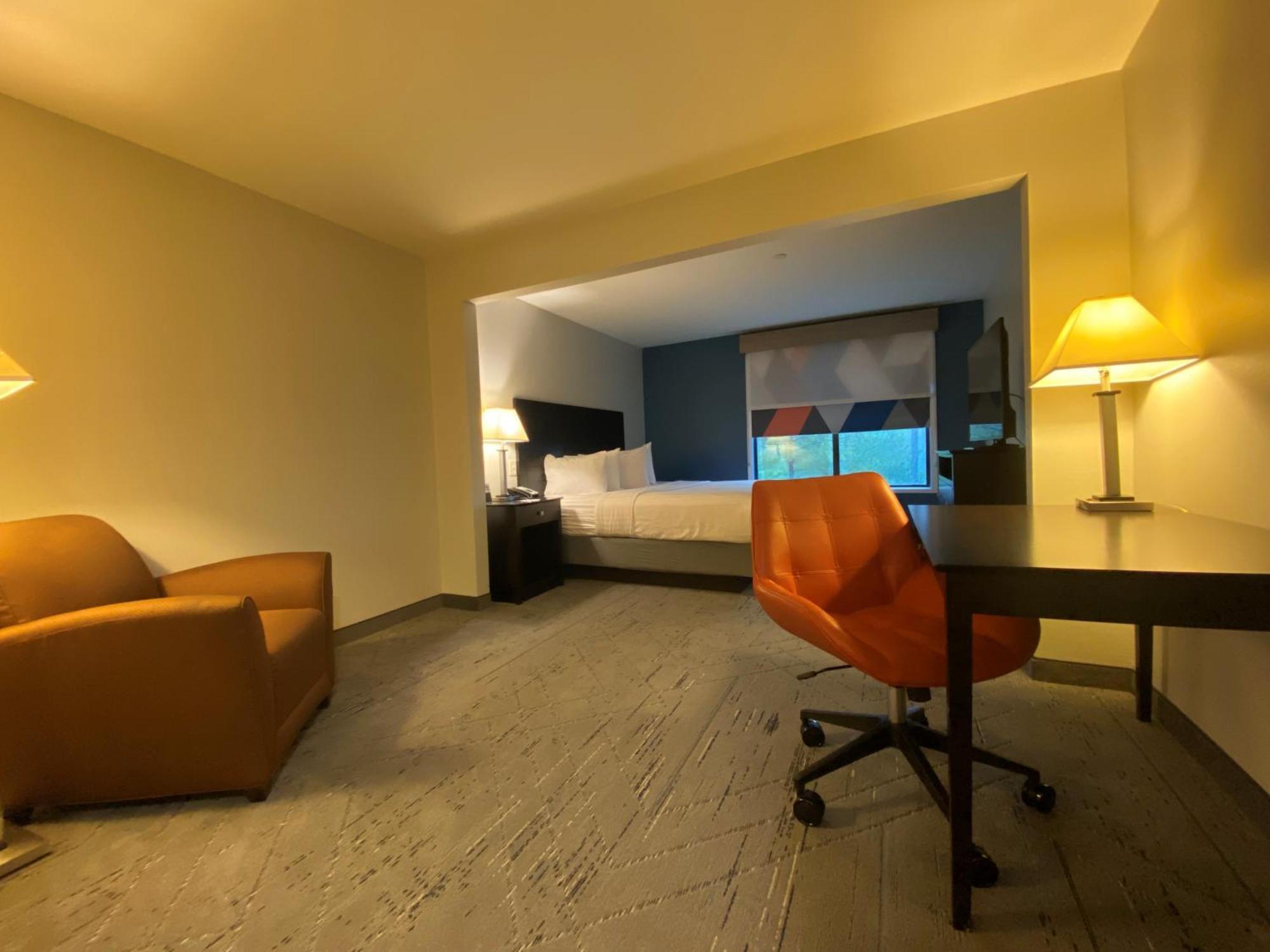 Wingate By Wyndham State Arena Raleigh/Cary Hotel Dış mekan fotoğraf