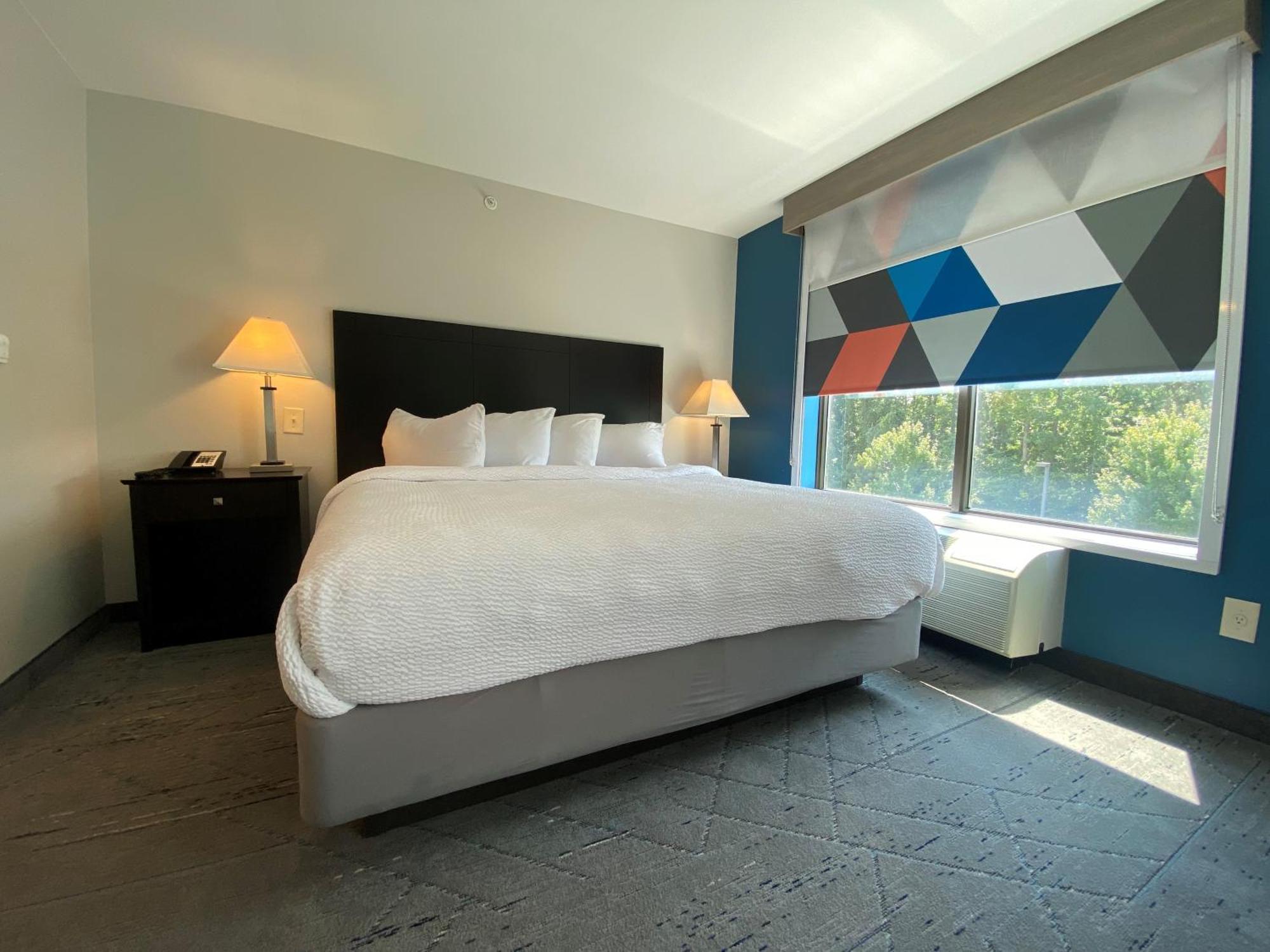 Wingate By Wyndham State Arena Raleigh/Cary Hotel Dış mekan fotoğraf