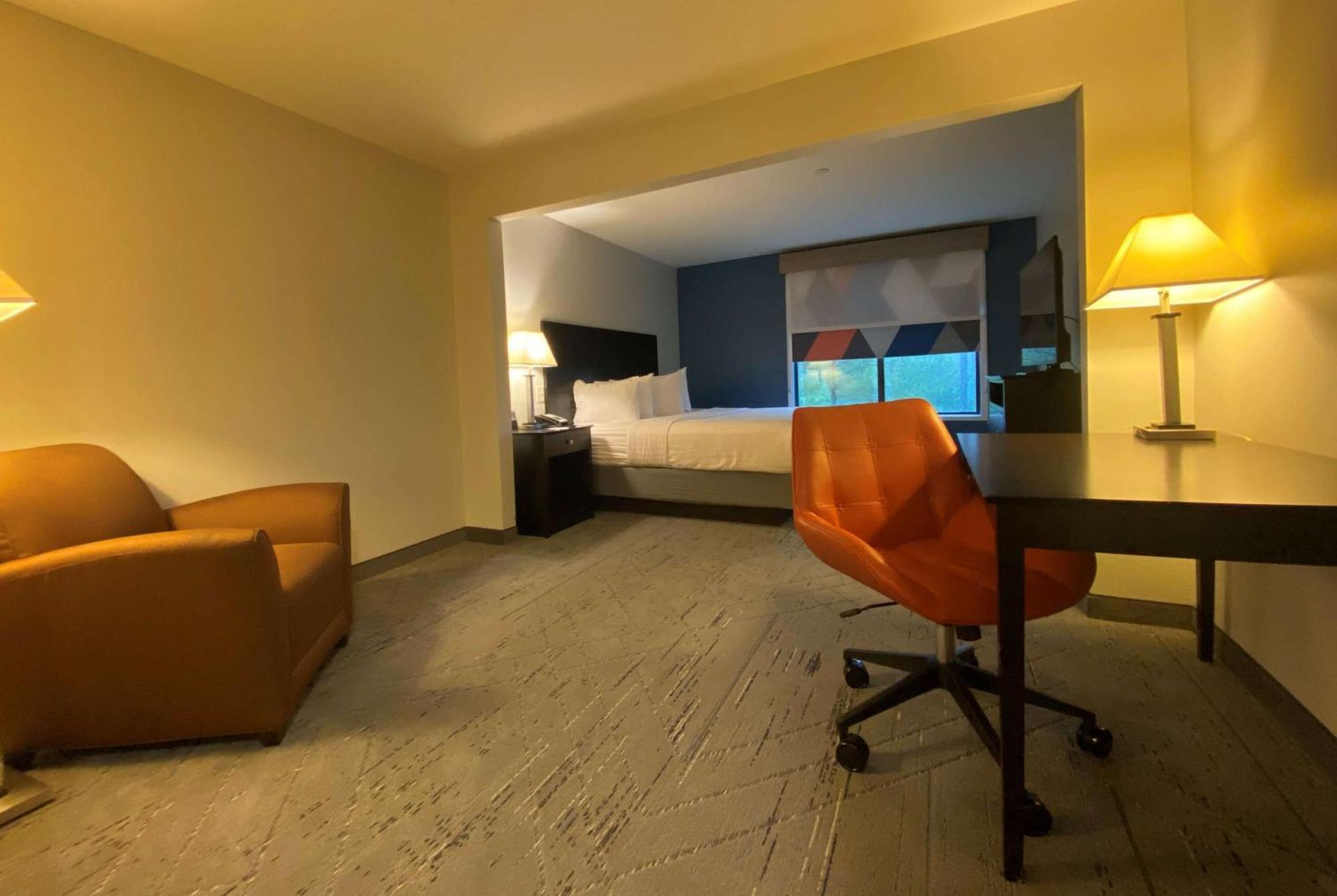 Wingate By Wyndham State Arena Raleigh/Cary Hotel Dış mekan fotoğraf