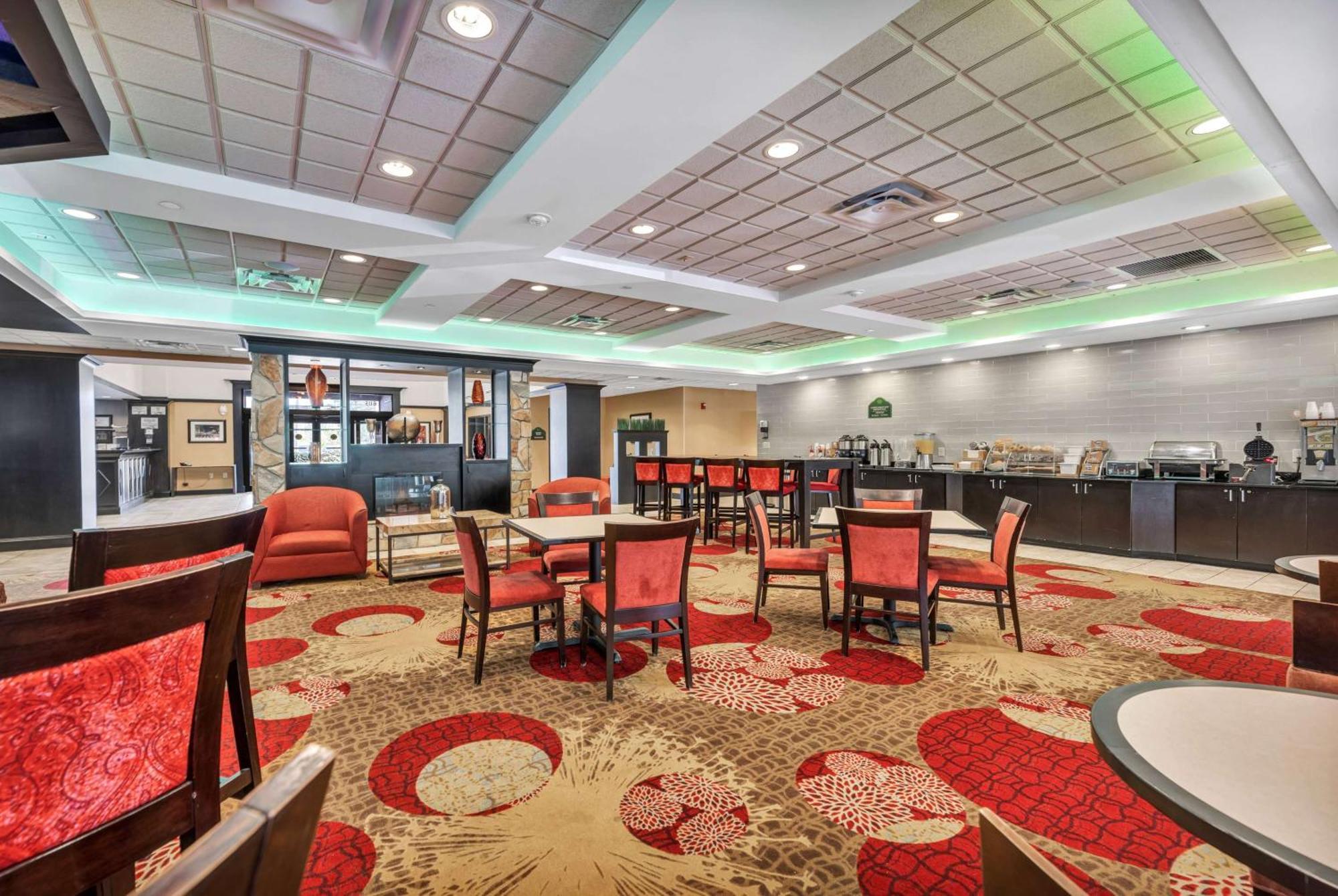 Wingate By Wyndham State Arena Raleigh/Cary Hotel Dış mekan fotoğraf