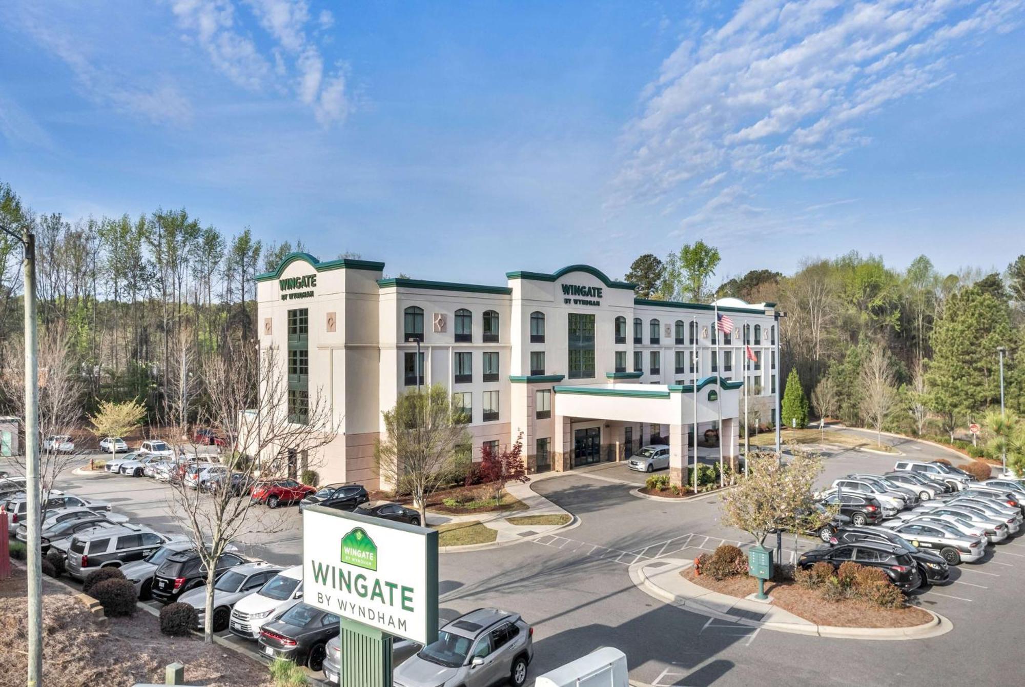 Wingate By Wyndham State Arena Raleigh/Cary Hotel Dış mekan fotoğraf